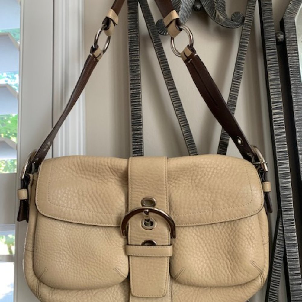 Coach vintage handbag soho K05S-9434 tan camel silver hardware